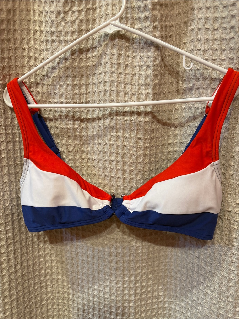 ⚜️ red white & blue CUPSHE bikini tops sz L